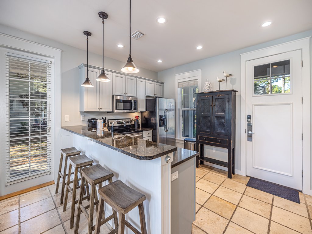 1282 Laurel Grove Vacation Rental in Miramar Beach - RedAwning