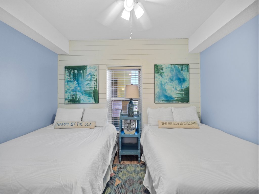 Emerald Isle Vacation Rental in Panama City Beach - RedAwning