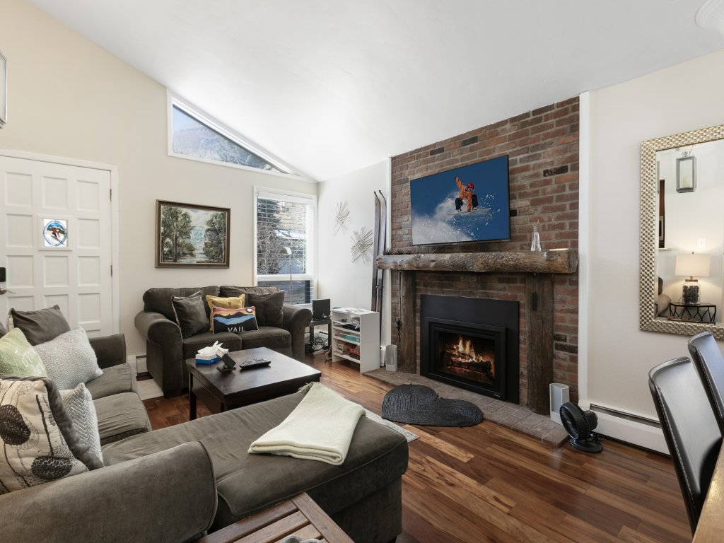 925 Red Sandstone Vacation Rental in Vail - RedAwning