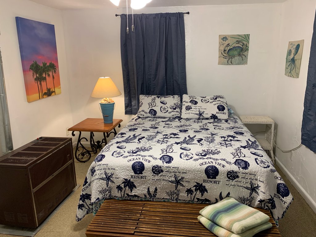 Beach Side Studio #2 Vacation Rental in Norfolk - RedAwning