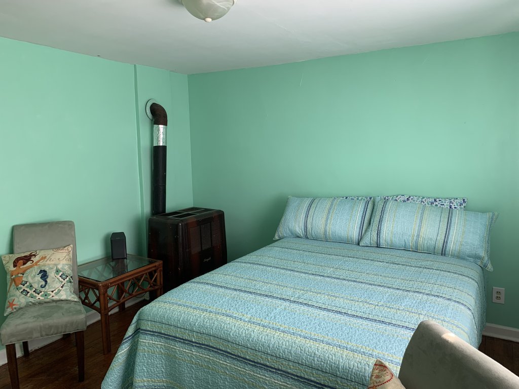 Beach Side Studio #4 Vacation Rental in Norfolk - RedAwning