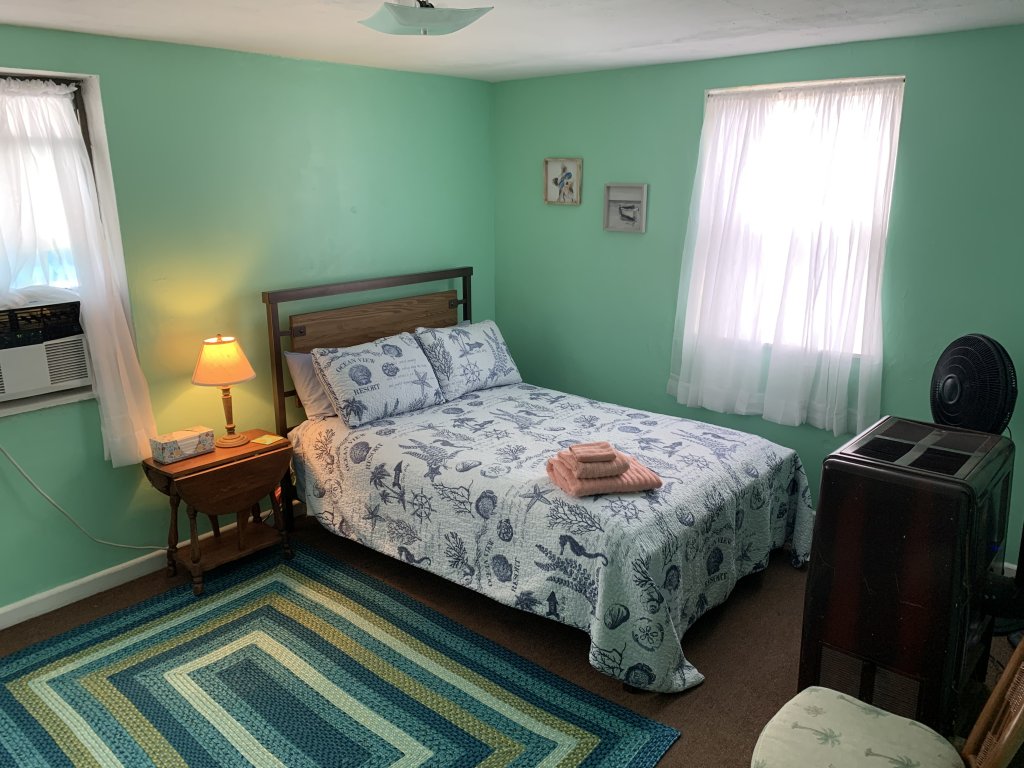 Beach Side Studio #5 Vacation Rental in Norfolk - RedAwning