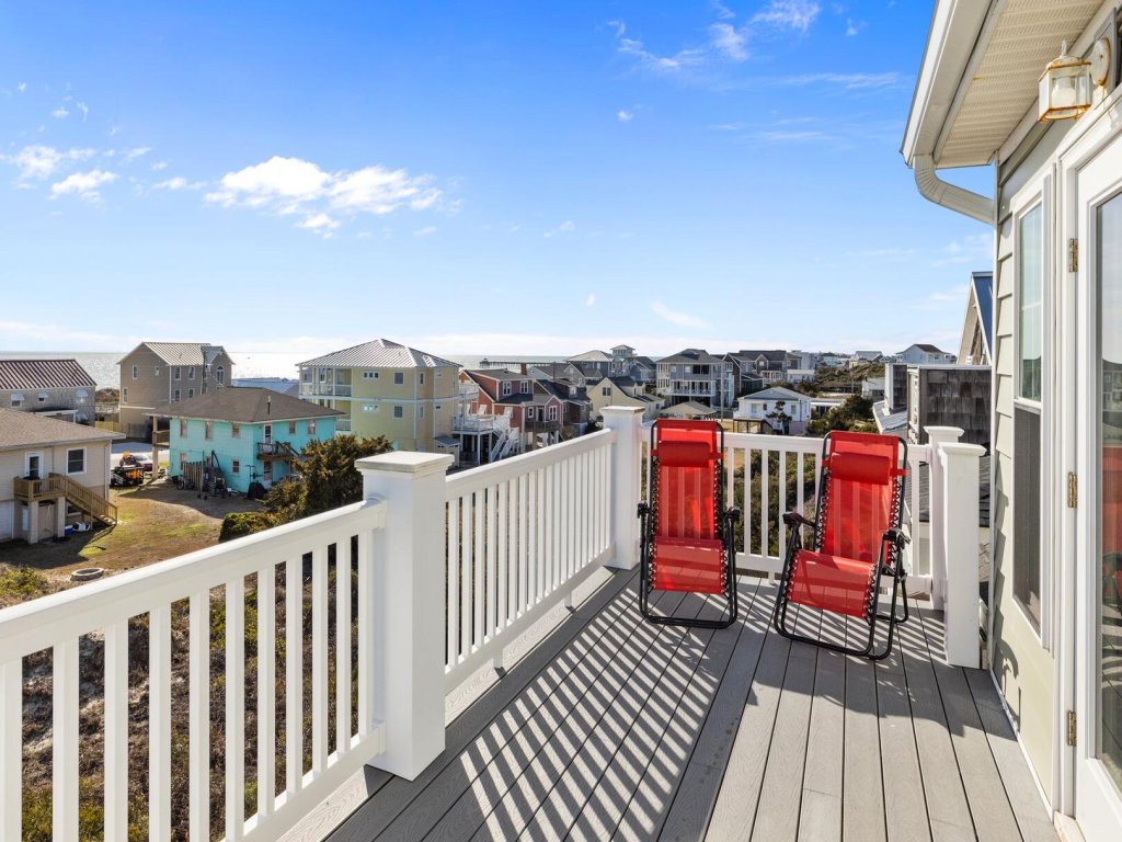 Atlantic Blue Vacation Rental in North Carolina - RedAwning