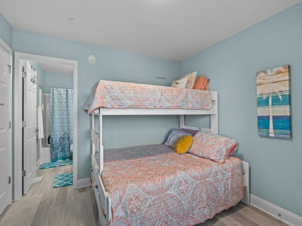 Atlantic Blue Vacation Rental in North Carolina - RedAwning
