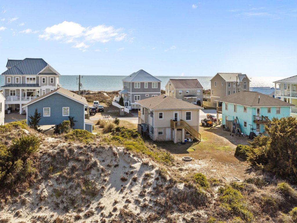Atlantic Blue Vacation Rental in North Carolina - RedAwning