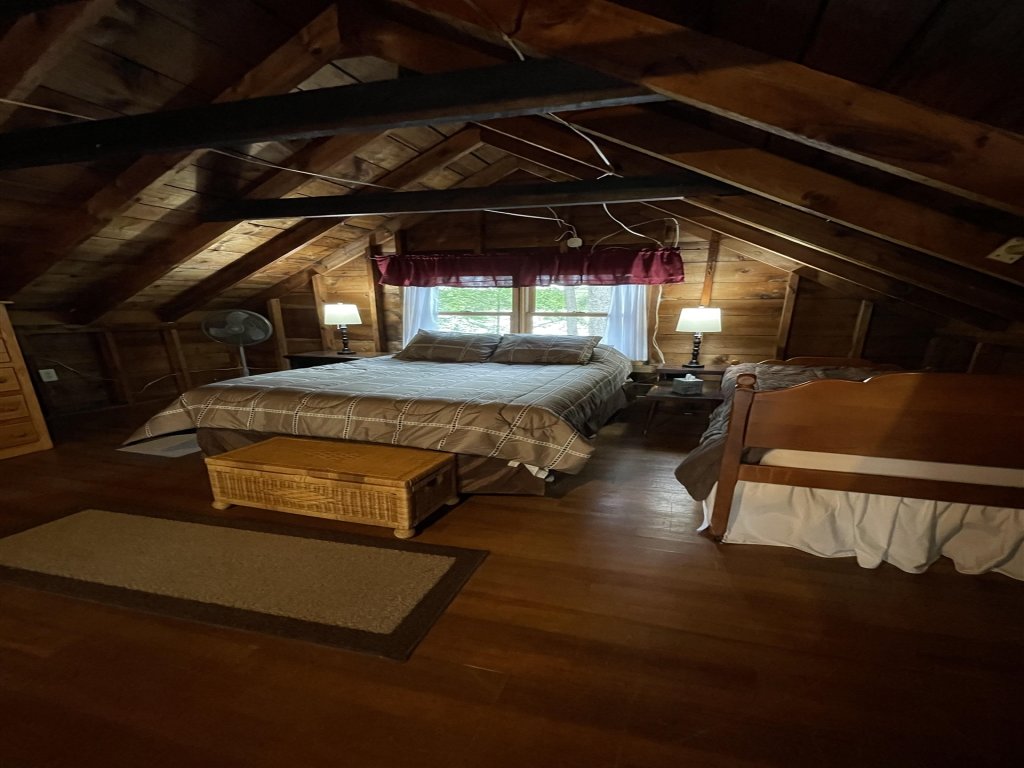 THE COTTAGE  LIMIT 6 Vacation Rental in Maine - RedAwning