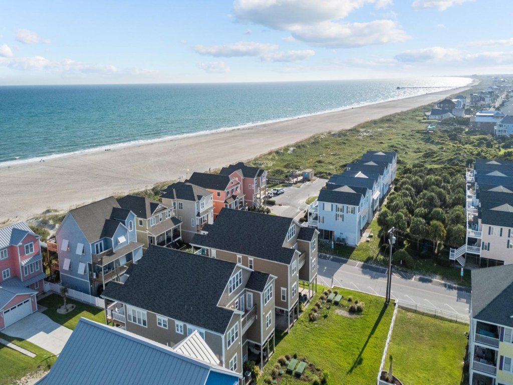 Slack Tide Vacation Rental in North Carolina - RedAwning