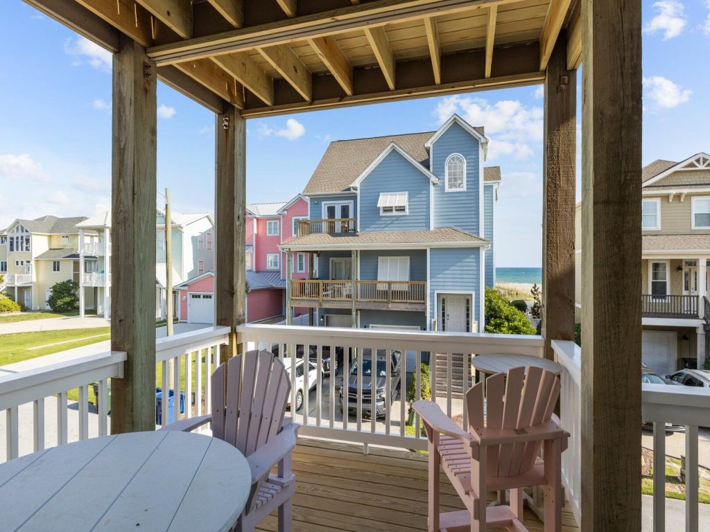Slack Tide Vacation Rental in North Carolina - RedAwning