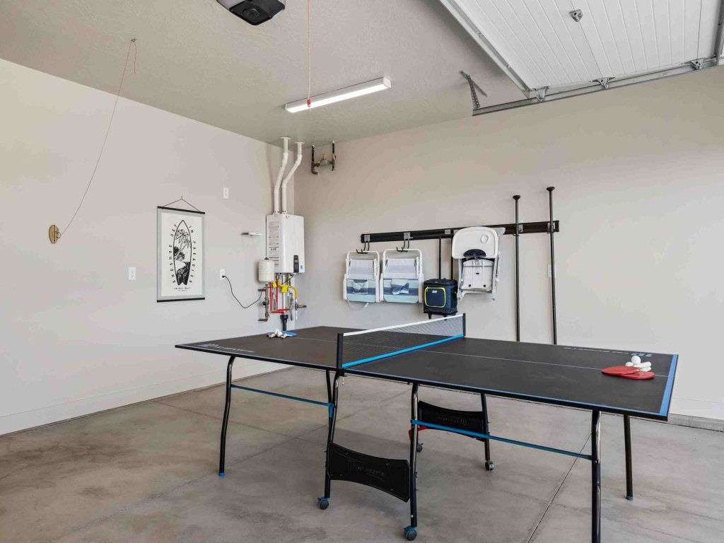 Ohana Hive Vacation Rental in St. George - RedAwning