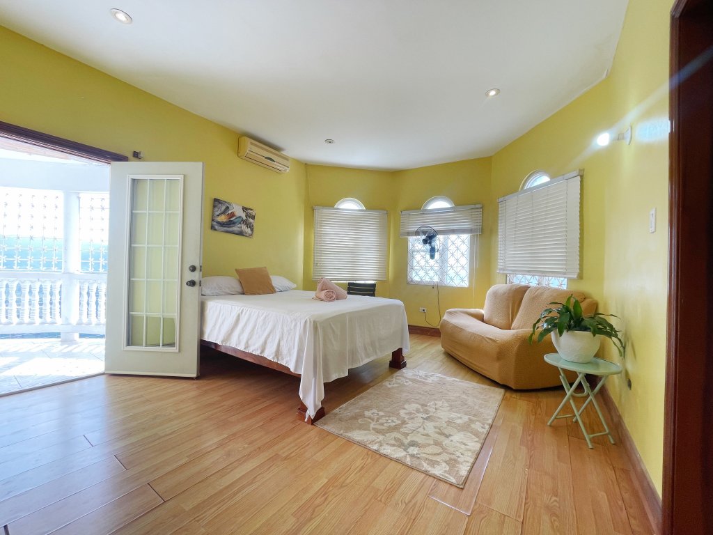 Skyline Suites Sunset Room Vacation Rental in US - RedAwning
