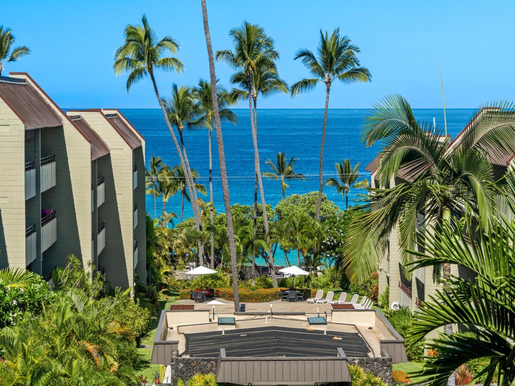 White Sands Village#325 Vacation Rental in Kailua Kona - RedAwning