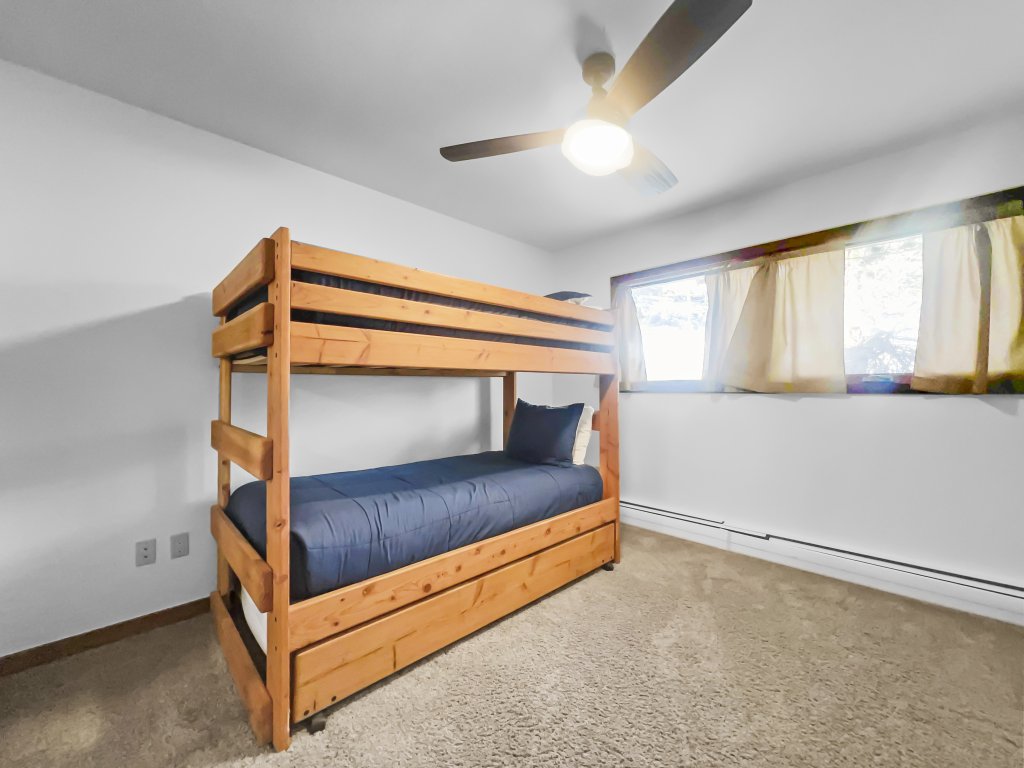 208 Tenderfoot 5Br 5Ba Vacation Rental in Dillon - RedAwning