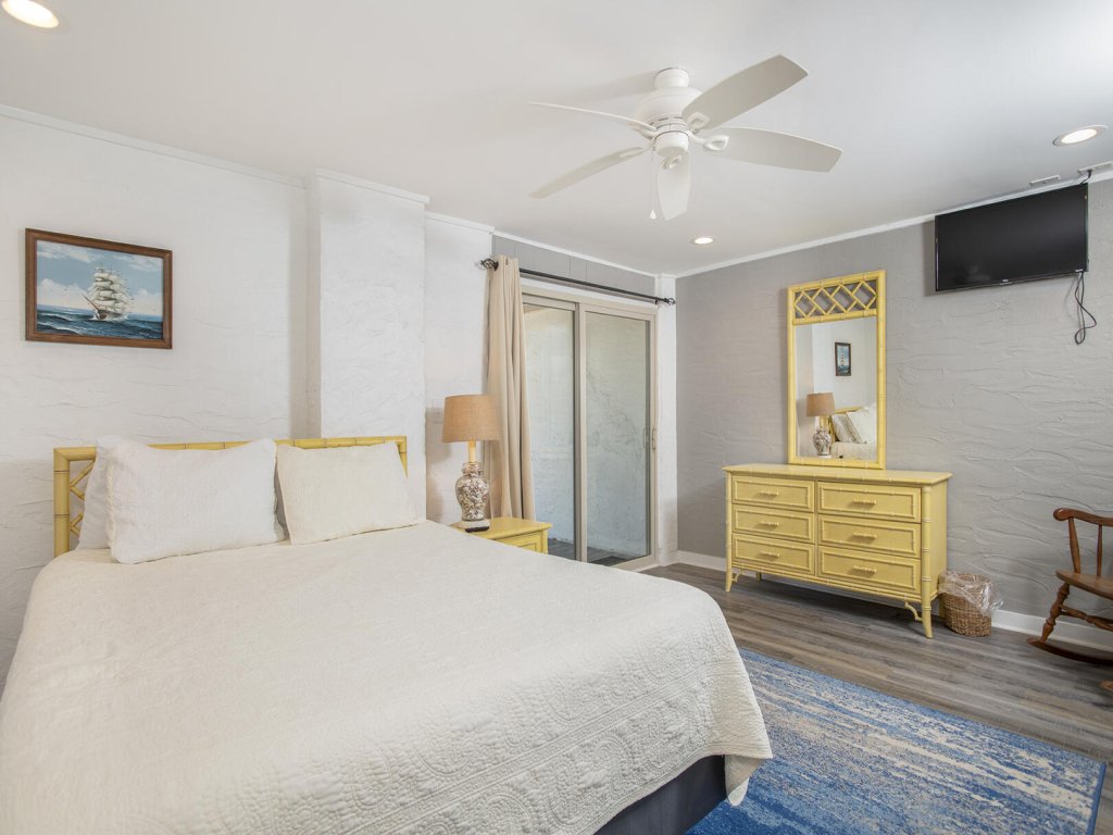 Oceans 2 Vacation Rental in North Carolina - RedAwning