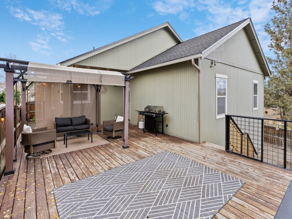 Beaumont Vacation Rental in Bend - RedAwning