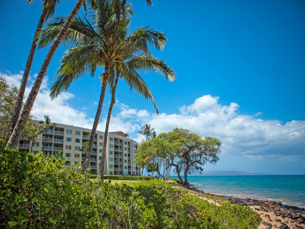 Royal Mauian 512 Vacation Rental in Kihei - RedAwning