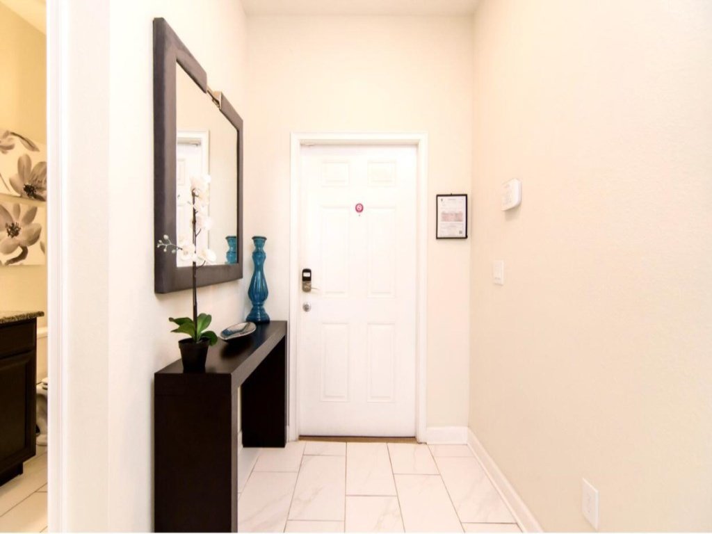 Family Townhome near Disney! Patio w/Pvt Splash Pool, Modern Decor,Free wifi, Resort w/waterpark! Vacation Rental in Kissimmee - RedAwning