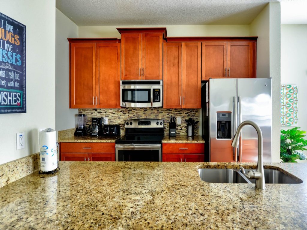 Bright & Cheery Vacation Villa-1638ST Vacation Rental in Kissimmee - RedAwning