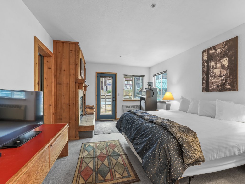 Cozy Kirkwood Condo – The Meadows 2 Bedroom Vacation Rental in Kirkwood - RedAwning
