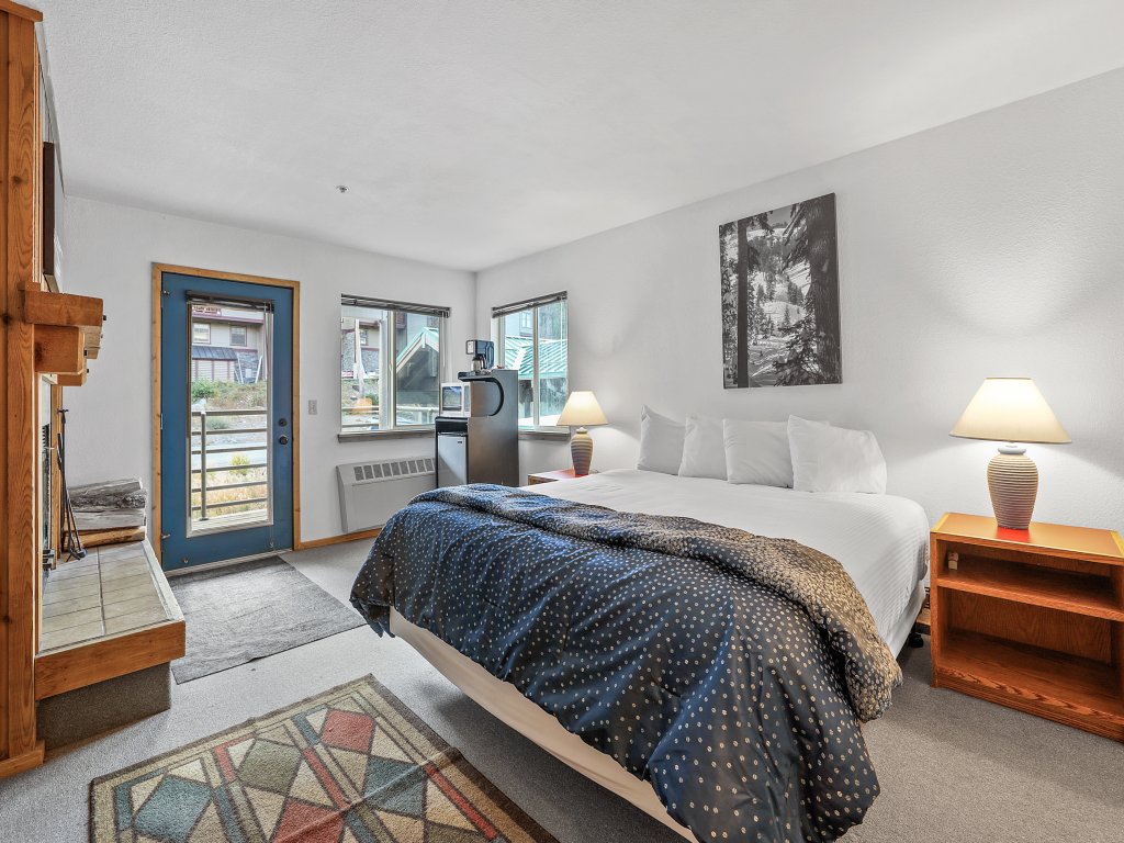Cozy Kirkwood Condo – The Meadows 2 Bedroom Vacation Rental in Kirkwood - RedAwning