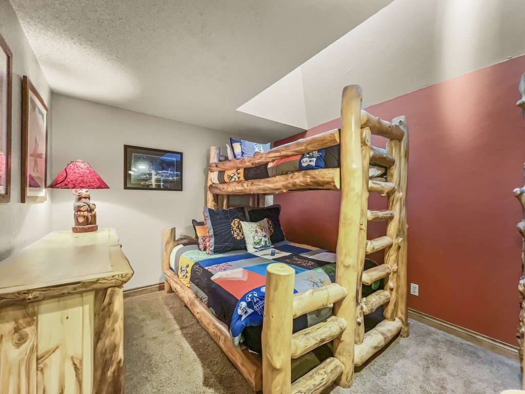 BE410 Bridge End Pet Friendly Vacation Rental in Copper Mountain - RedAwning