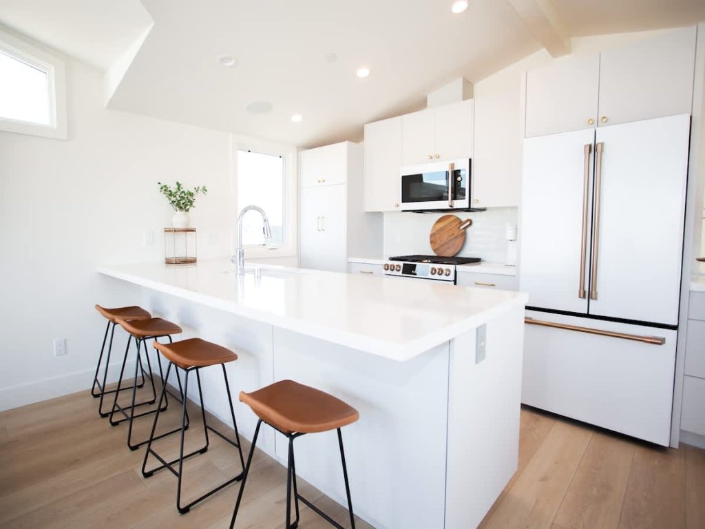 123 30th St B | New Chic Remodel w/ Rooftop Deck Vacation Rental in Newport Beach - RedAwning