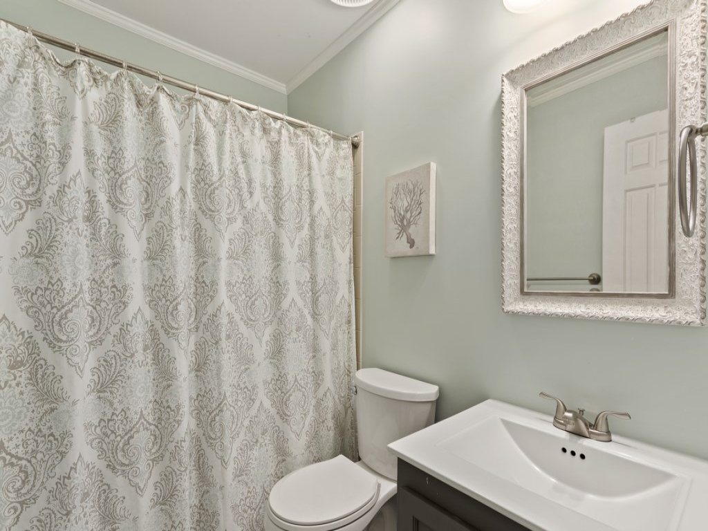 Casa Del Mar - PET FRIENDLY CONDO IN COLIGNY! Vacation Rental in Hilton Head - RedAwning
