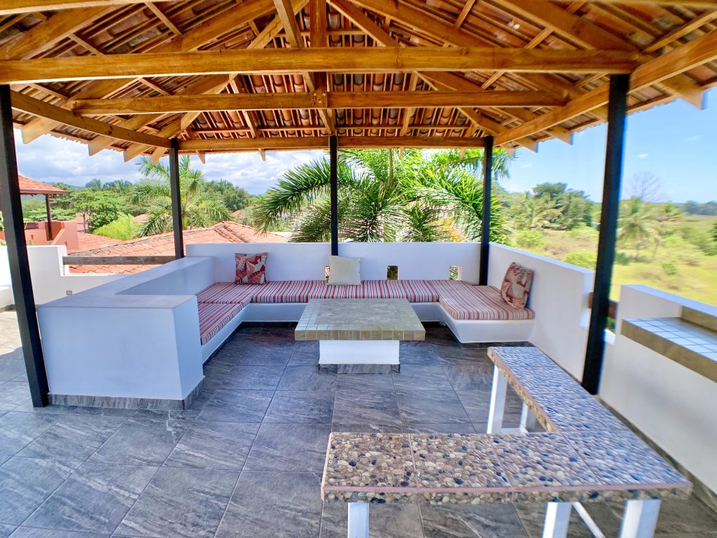 HERMOSA PALMS #110 Vacation Rental - RedAwning