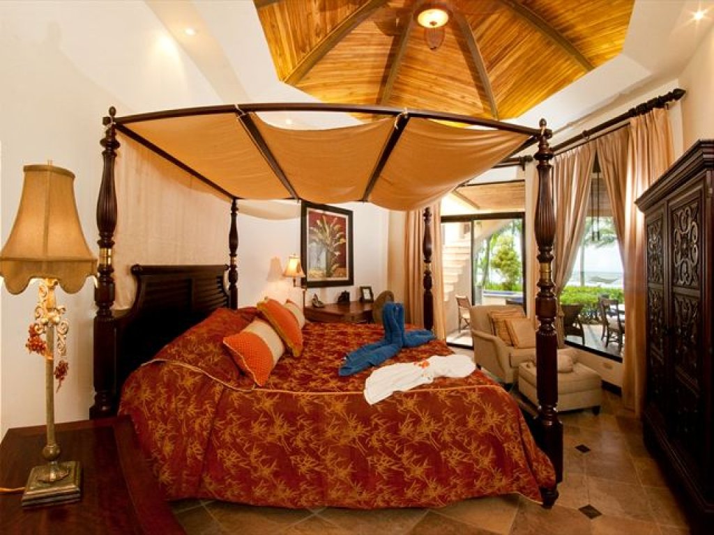 HERMOSA PALMS #1 Vacation Rental - RedAwning