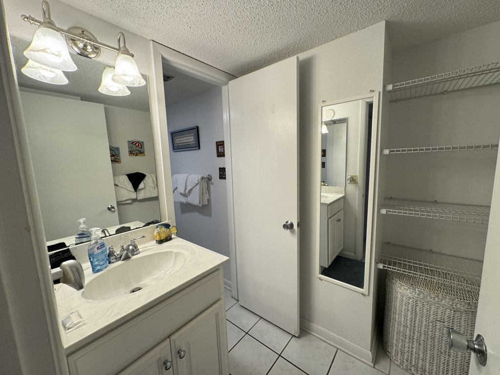 217 El Matador Vacation Rental in Fort Walton Beach - RedAwning