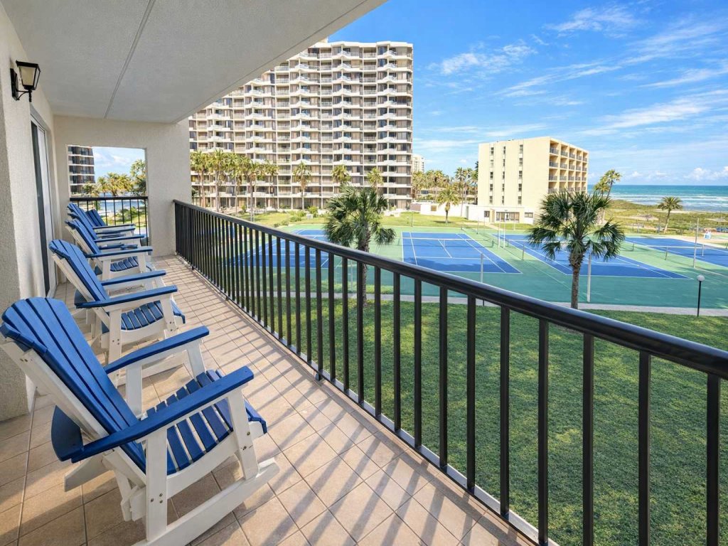 * Gas BBQ * Heated Pool * Direct Beach  Very Large Vacation Rental in South Padre Island - RedAwning