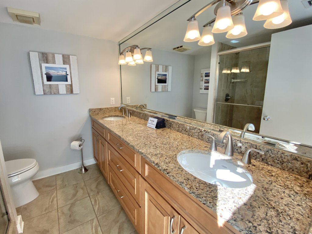 1712 North Hampton Vacation Rental in Myrtle Beach - RedAwning