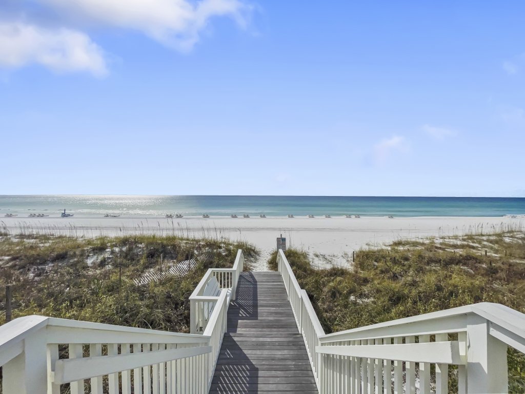 Seaside Serenity Vacation Rental in Panama City Beach - RedAwning