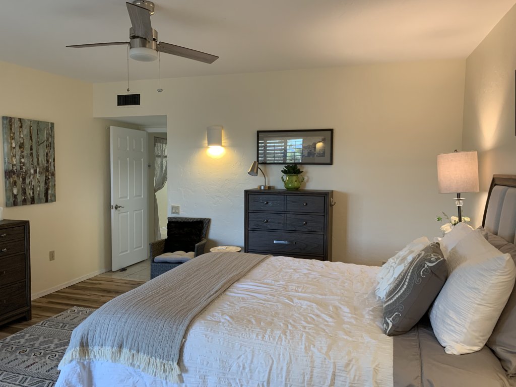 Garden Home with Mountain & Desert Views Vacation Rental in Arizona - RedAwning
