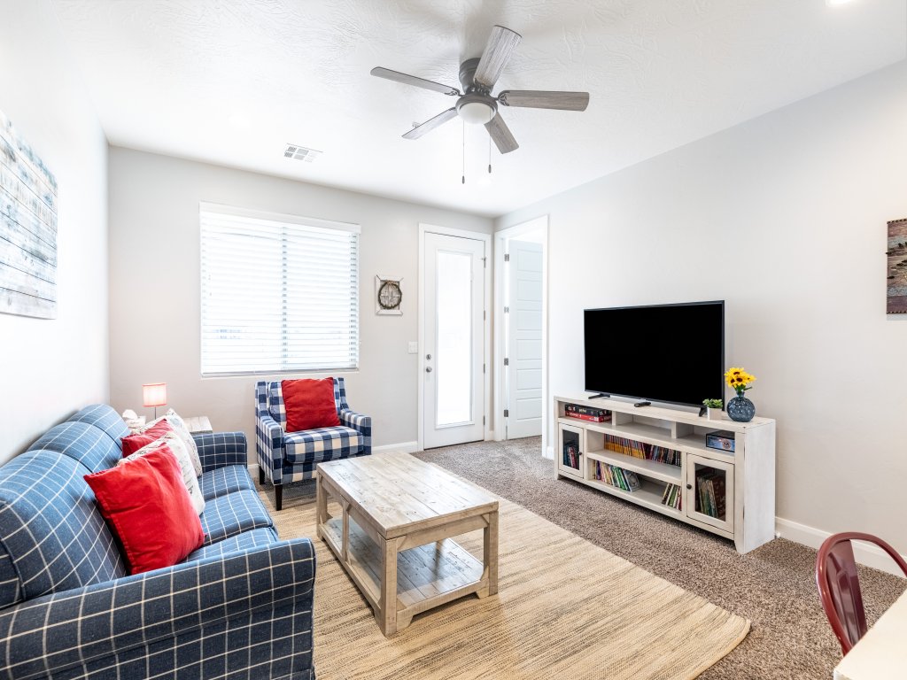 Zion Experience Vacation Rental in Utah - RedAwning