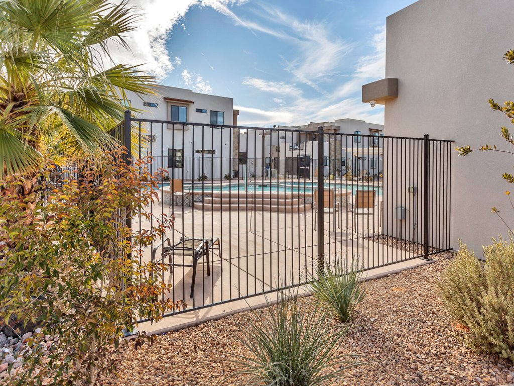 Zion Experience Vacation Rental in Utah - RedAwning