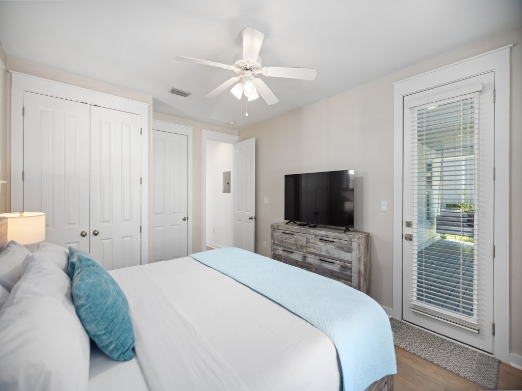 1309 Laurel Grove Vacation Rental in Miramar Beach - RedAwning