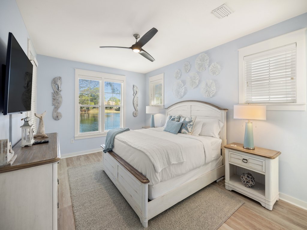 1332 Laurel Grove Vacation Rental in Miramar Beach - RedAwning