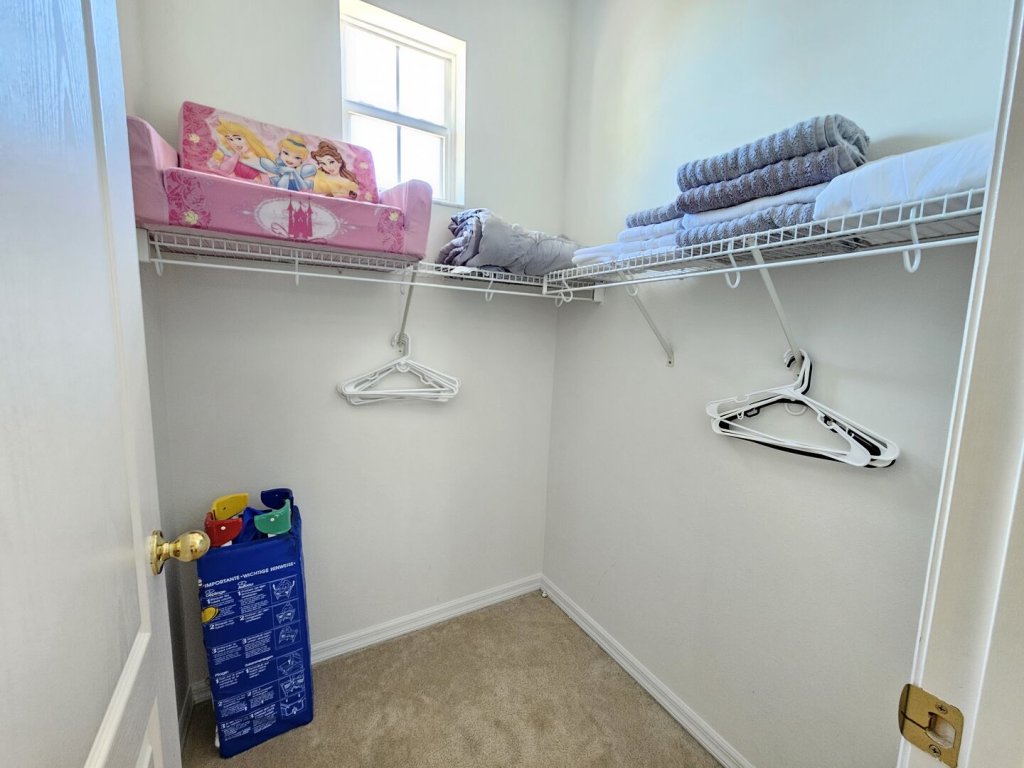 TH211BD Tuscan Hills 4 Bed Vacation Rental in Davenport - RedAwning