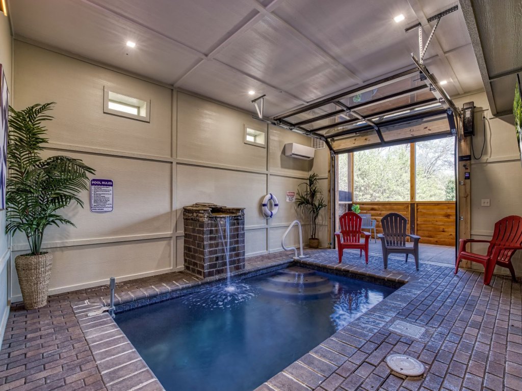 ER29 - Pop's Perch Vacation Rental in Pigeon Forge - RedAwning