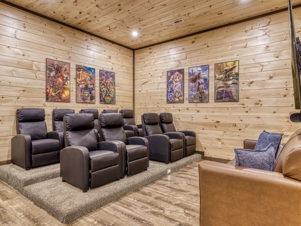 ER29 - Pop's Perch Vacation Rental in Pigeon Forge - RedAwning