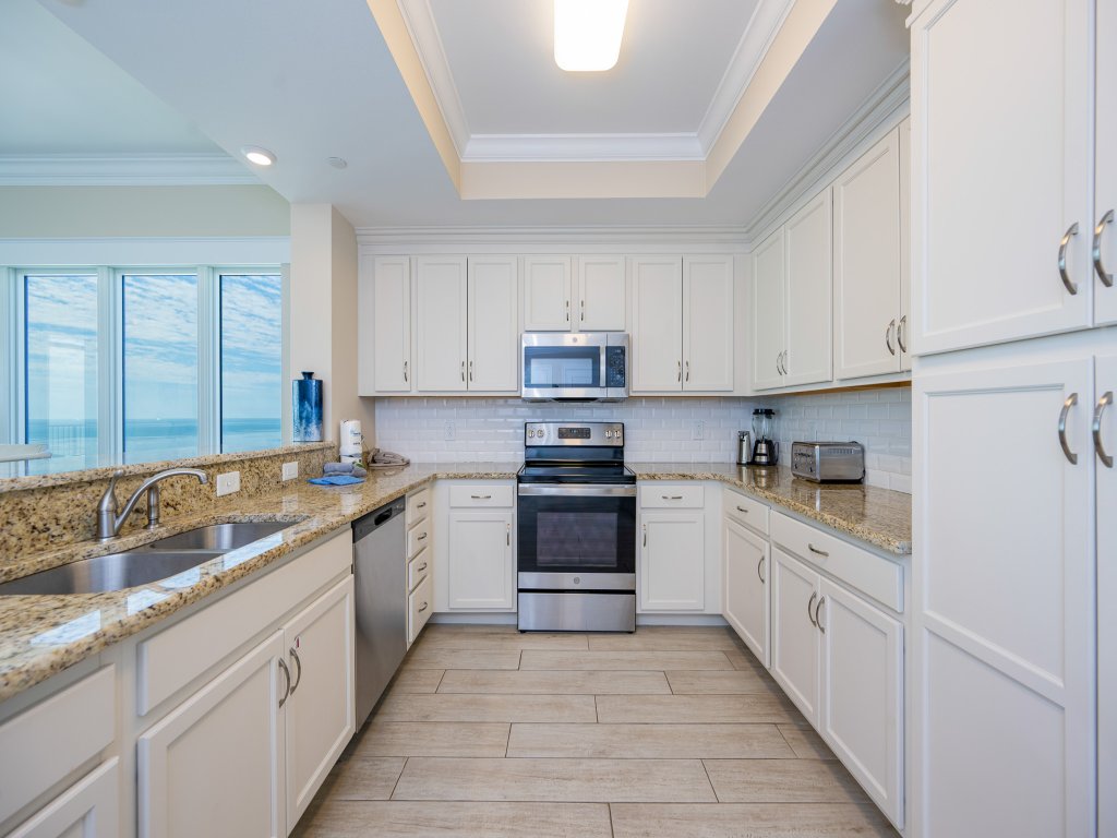 Phoenix Gulf Towers 2201 Vacation Rental in Orange Beach - RedAwning