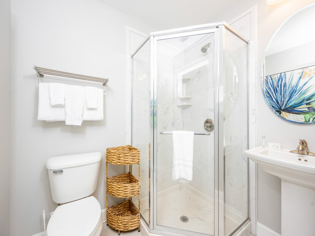 Phoenix Gulf Towers 2401 Vacation Rental in Orange Beach - RedAwning