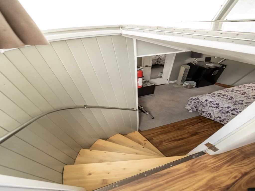 62' Yacht M/V Possibilities on wide Private Canal Vacation Rental in Florida - RedAwning