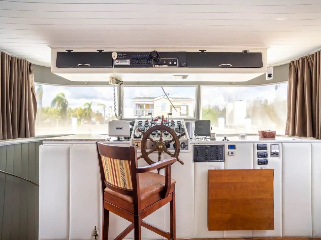 62' Yacht M/V Possibilities on wide Private Canal Vacation Rental in Florida - RedAwning