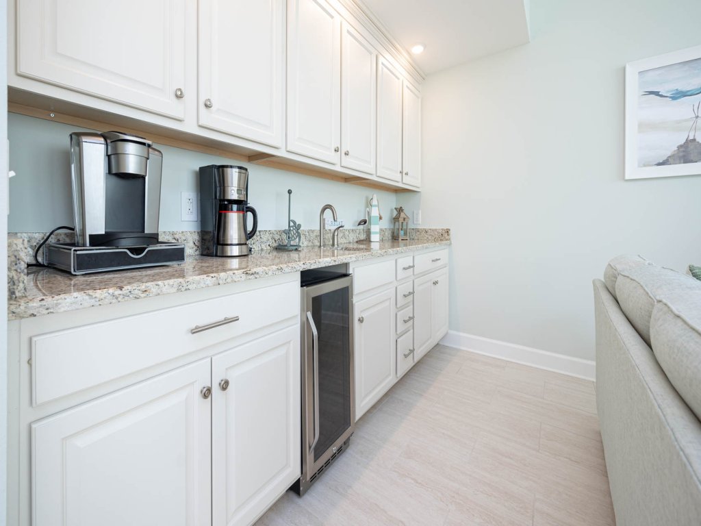 Phoenix Gulf Towers 1202 Vacation Rental in Orange Beach - RedAwning
