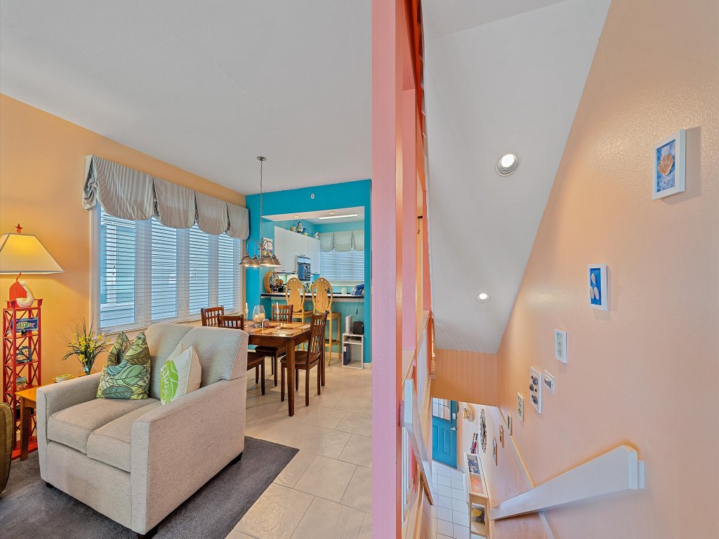 Surf and Turf at Cedars East Vacation Rental in Longboat Key - RedAwning