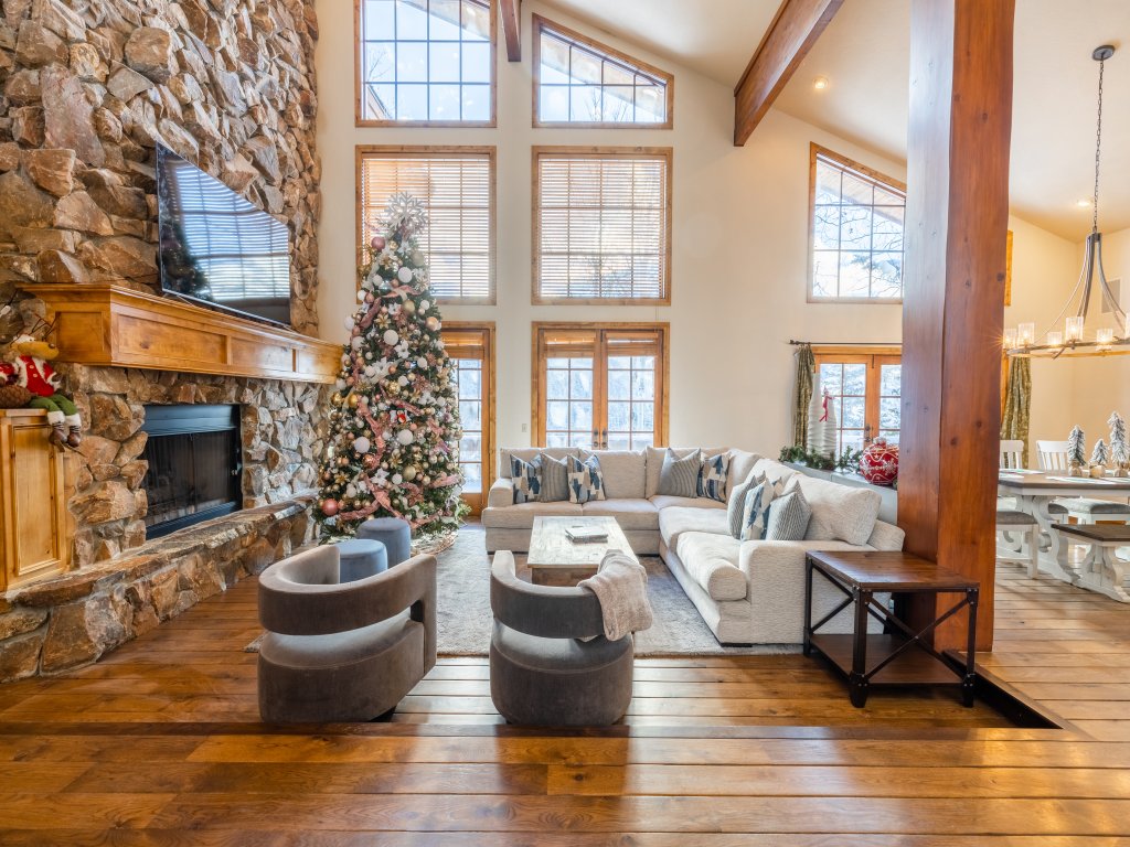 Golden Eagle Home - Luxury Homes by Stein Collection Vacation Rental in Park City - RedAwning