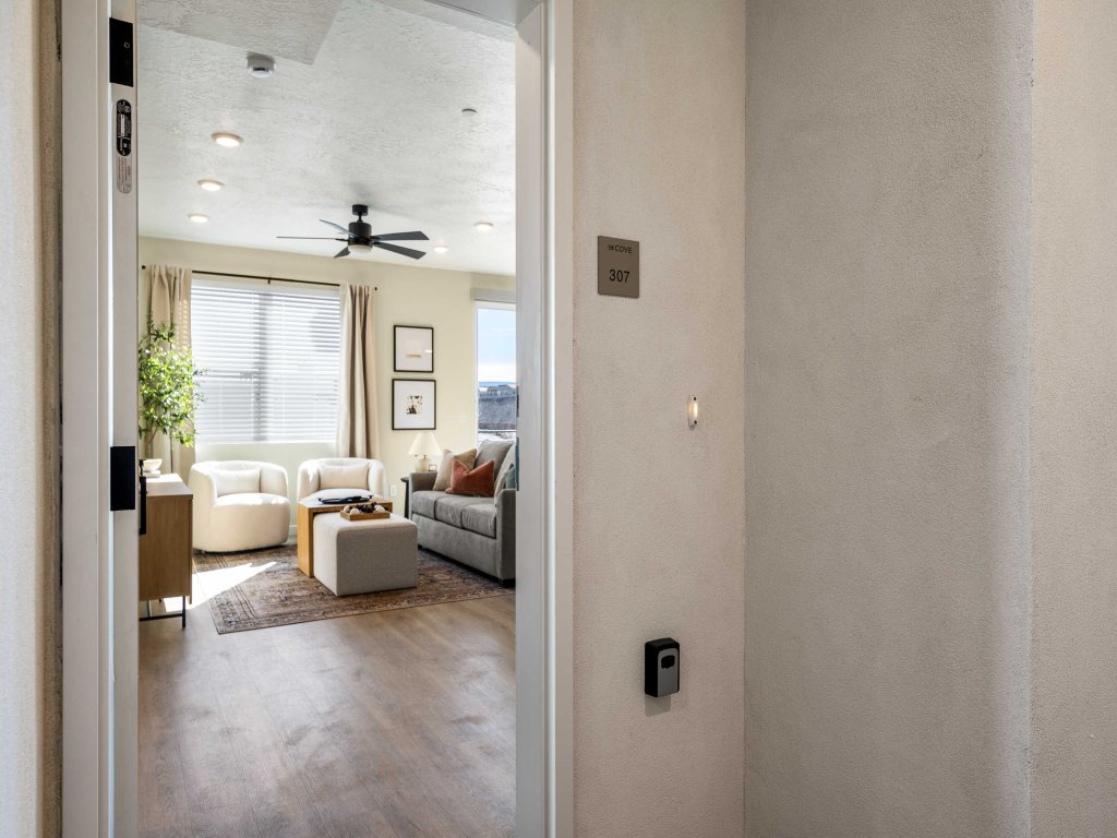Drop it like it's Hot Vacation Rental in St. George - RedAwning