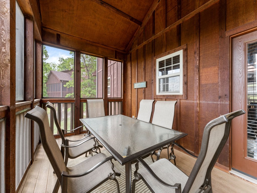 SBL116 -Lazy JC Lodge Vacation Rental in Branson West - RedAwning
