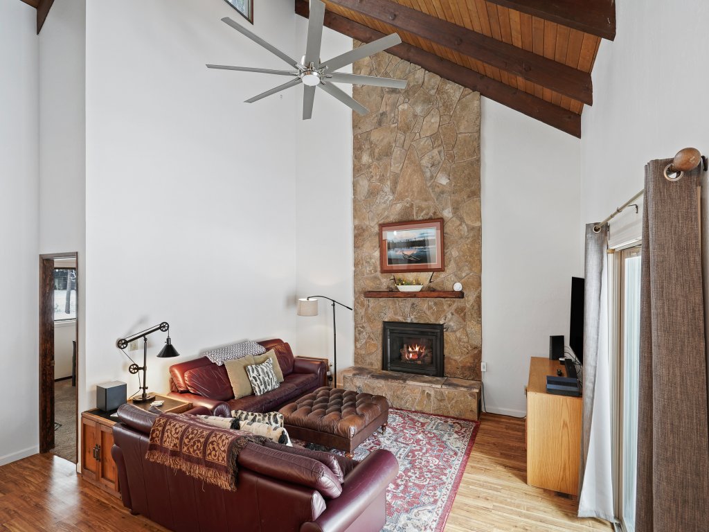 5 Sandhill Vacation Rental in Sunriver - RedAwning